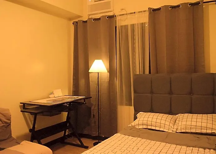 Paseo Hub Hotel